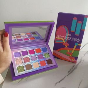Kaleidos the escape pod eyeshadow palette